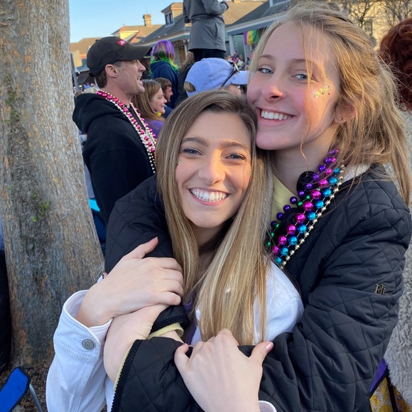 Meet your Posher, Katherine - Picture 2 of 2